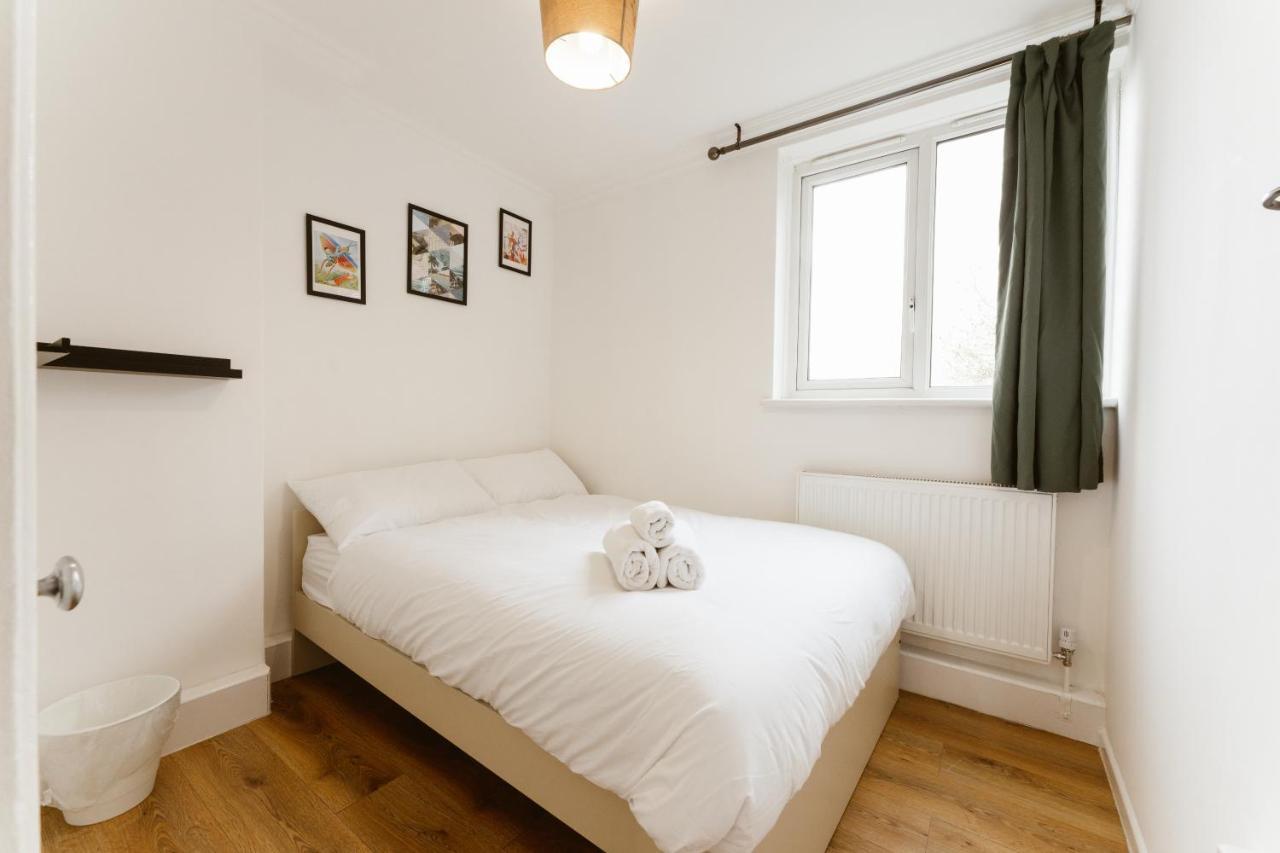 Wesferry Beds To Hostel London