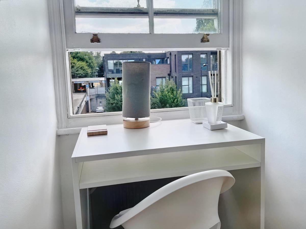 Lovely 2-bedroom Serviced Greater Apartamento