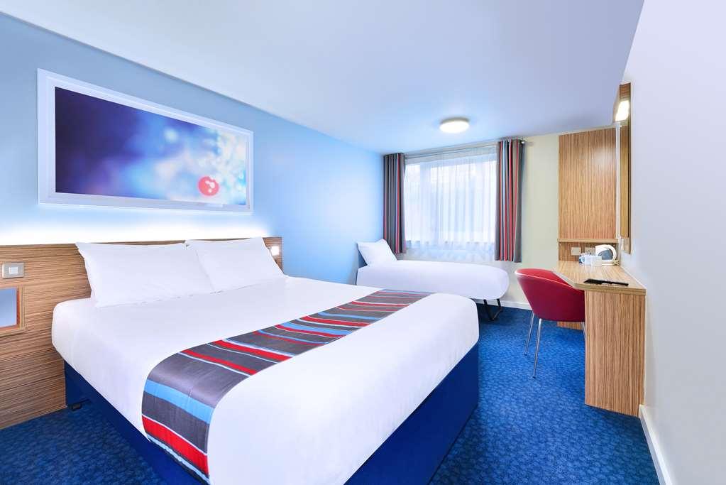 Travelodge Kew Bridge Hotel