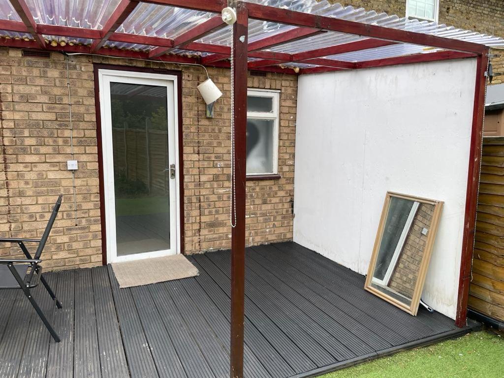 3bed House Free Parking Canary Wharf London