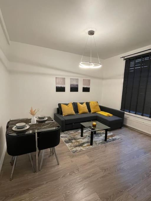 Apartamento Spacious, Modern 2 Bed
