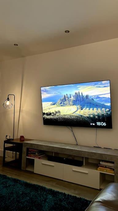 Luxury Floor In Apartment
