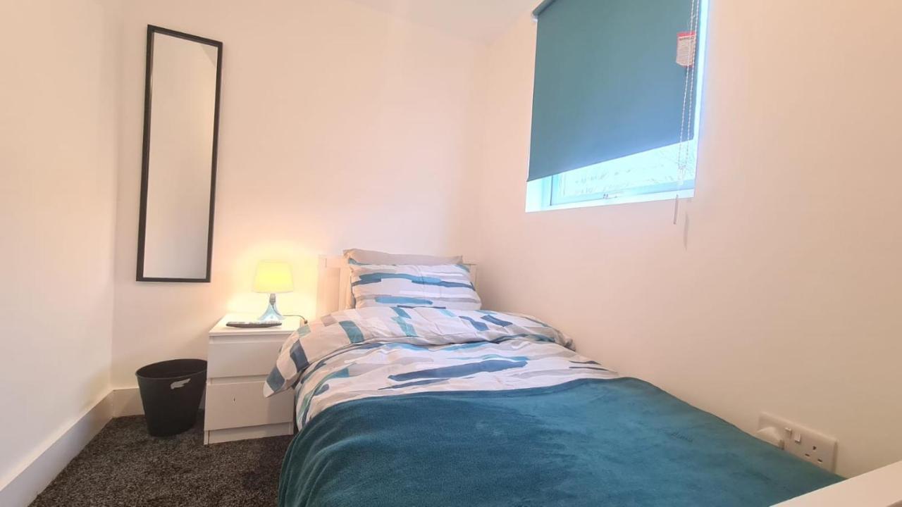 Cosy Single In Manor Park Homestay *