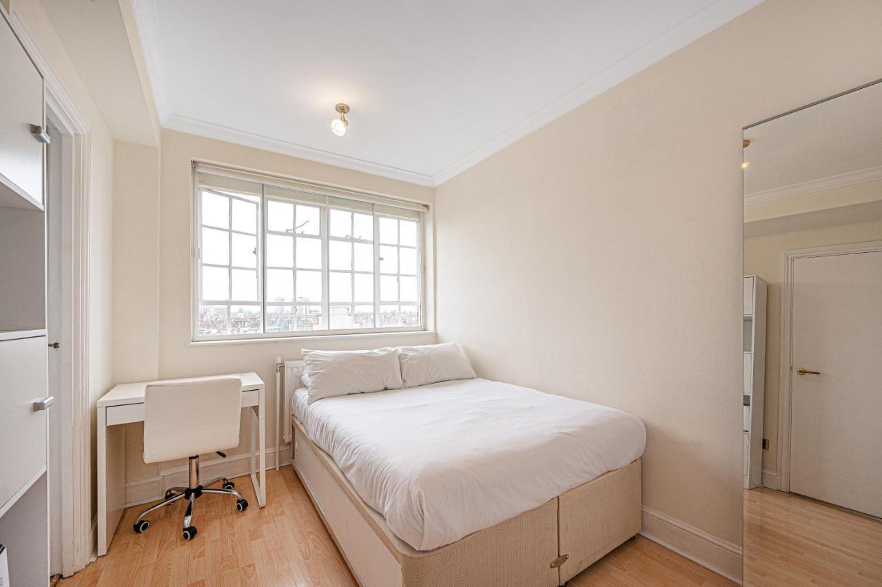 At Chelsea Cloister Apartamento *