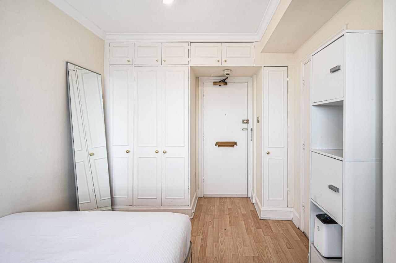 At Chelsea Cloister Apartamento *