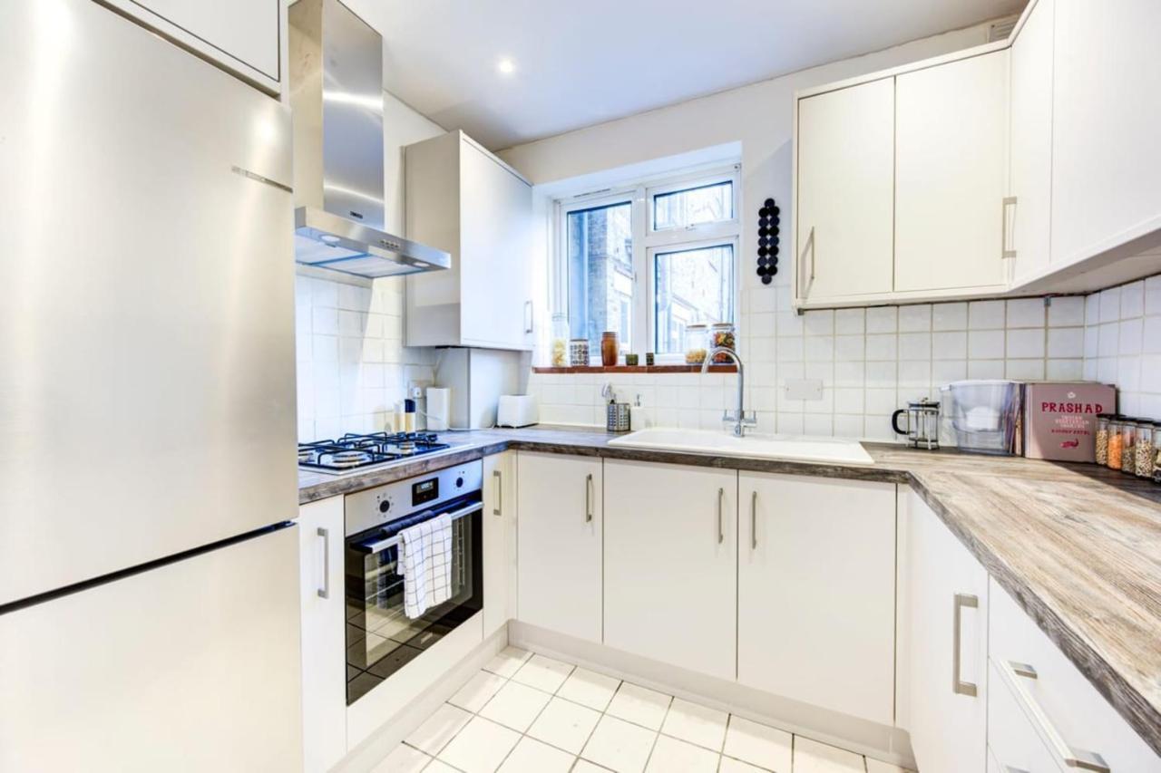 Guestready - Stylish Getaway Near Tooting Station * London