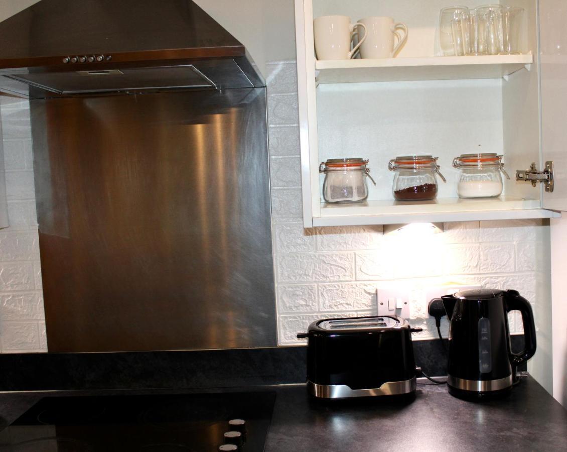 Glamorous Two Bed Flat Londres