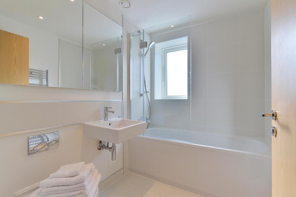 In Bridge Apartment London