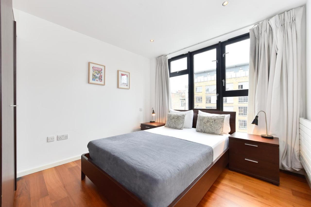 Apartment In Bridge London