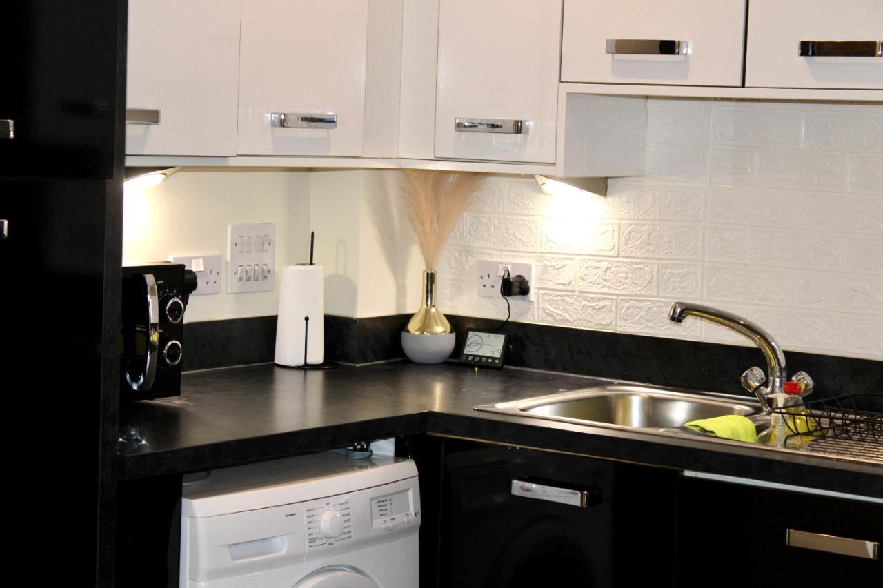 Glamorous Two Bed Flat Apartamento *