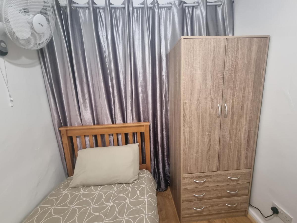 Private In London, Homestay London