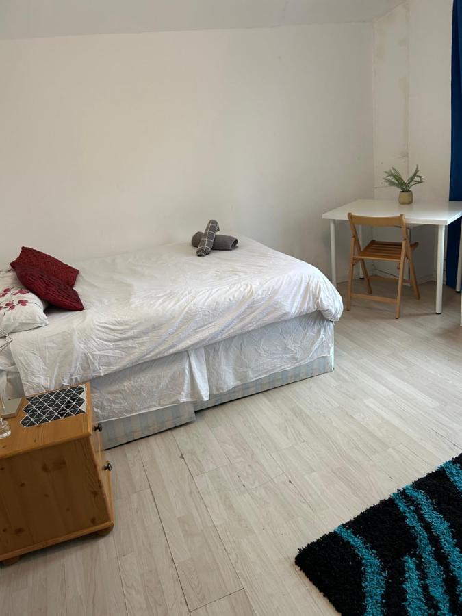 Gasthof Family With Shared Kitchen And Bathroom In Angel Zone 1 *