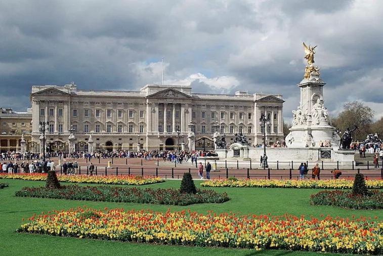 Victoria Style Flat Near Victoria Station Hospedagem domiciliar *