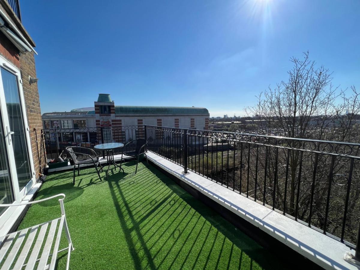 Lovely 2 Bedroom With Balcony - Apartment