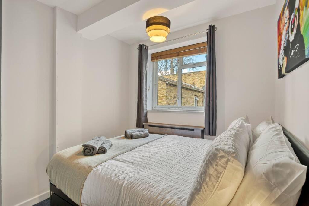 Lovely 3-bed Clapham Common London