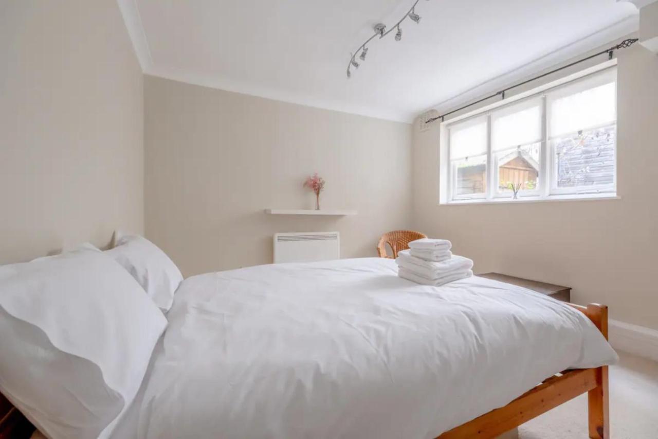 Apartment Lovely 1 Bedroom With Patio - 10 Mins From Hyde Park