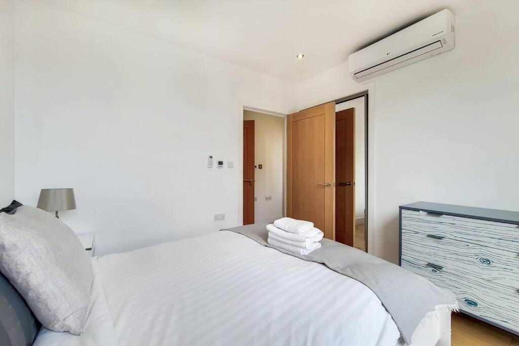 Br6 - Beautiful 1 Bed Flat In Heart Of Borough Apartment