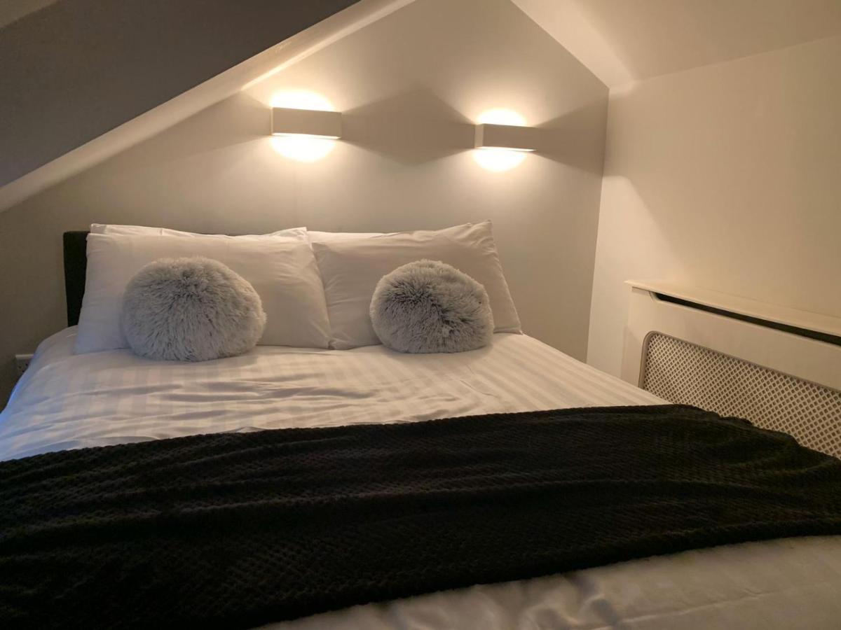 Clarges- Hyde Park Villa London