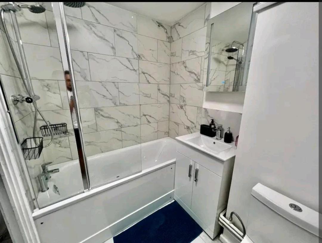 Lovely 2br In Bow, E3 Apartamento *