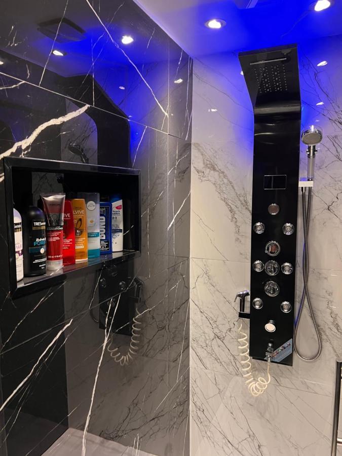 Exclusive South Kensington *