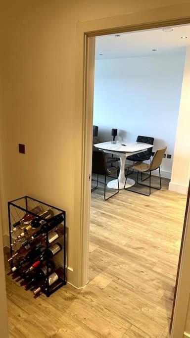 Luxury Floor In Apartment