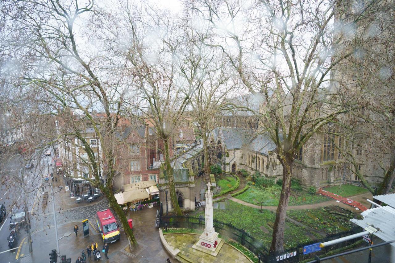 Floor High Street Kensington London