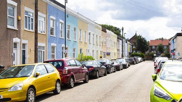Modern - Accommodates 6 - Private Parking - 15min To Bridge, Eye And Charing Cross * London