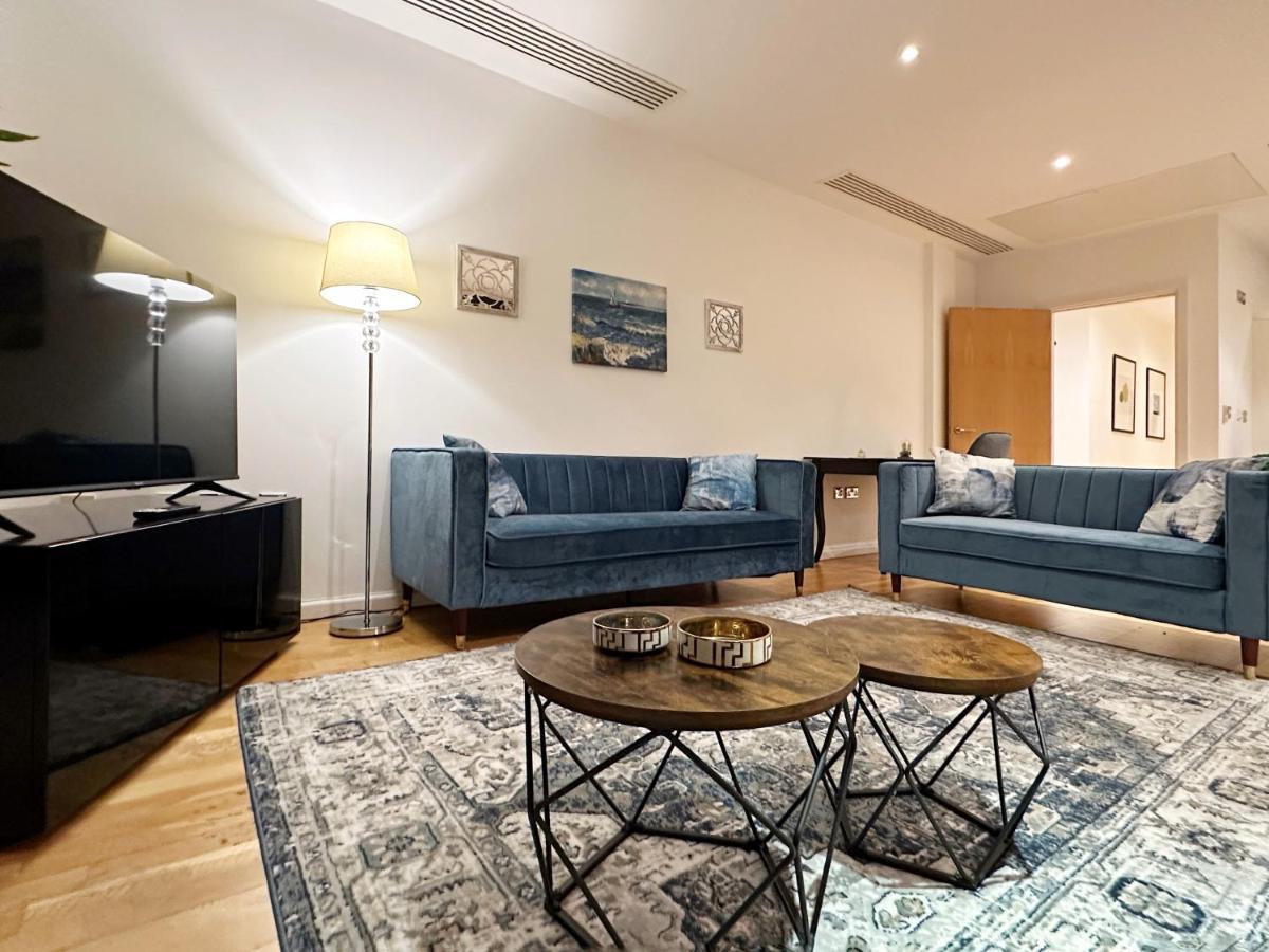 Apartment Stylish In Canary Wharf London