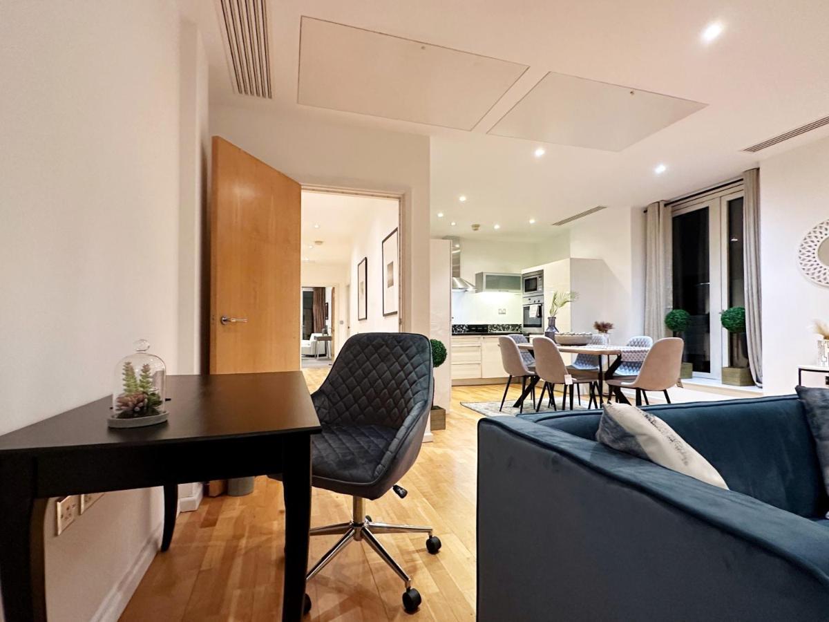 Apartment Stylish In Canary Wharf