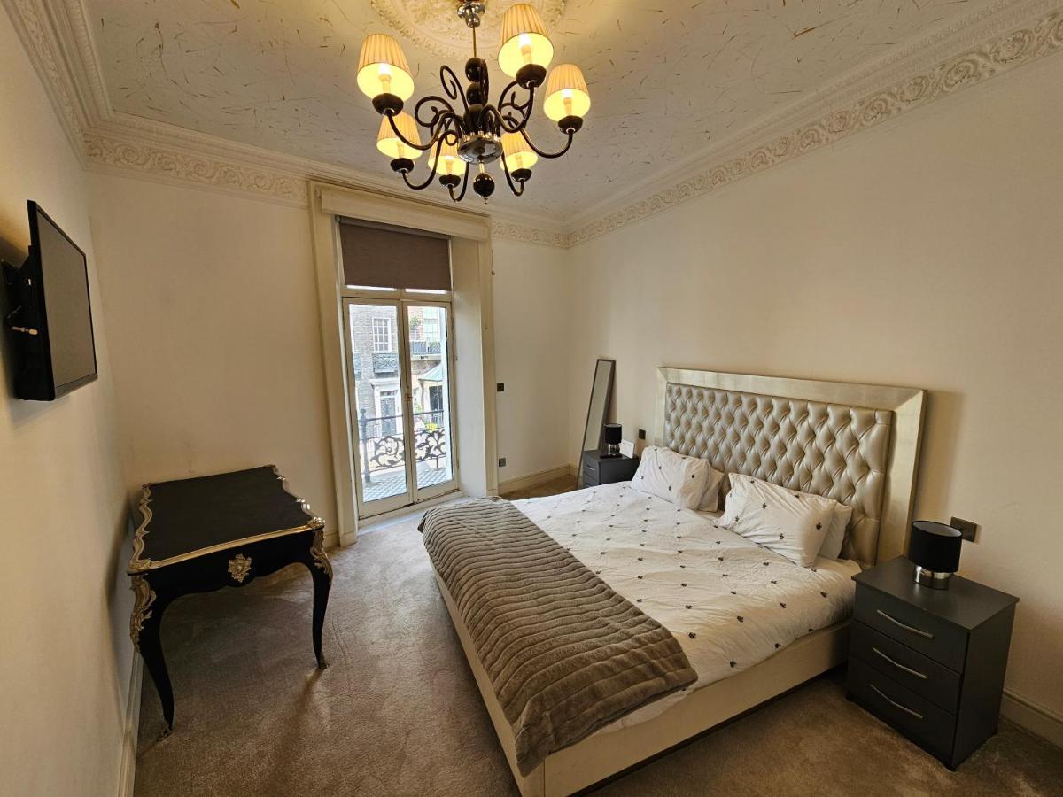 Flat 1, Charles Street *