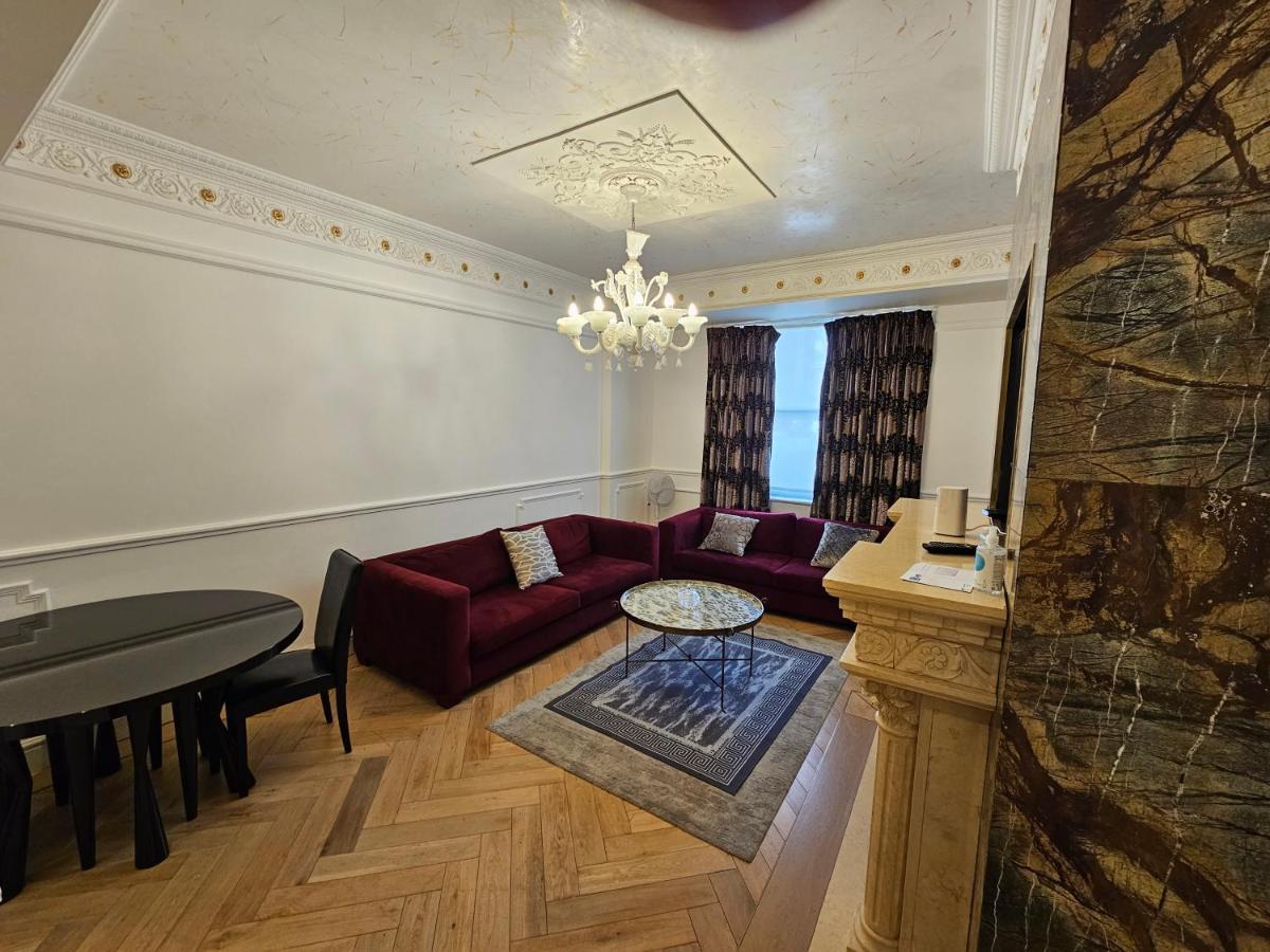Flat 1, Charles Street *