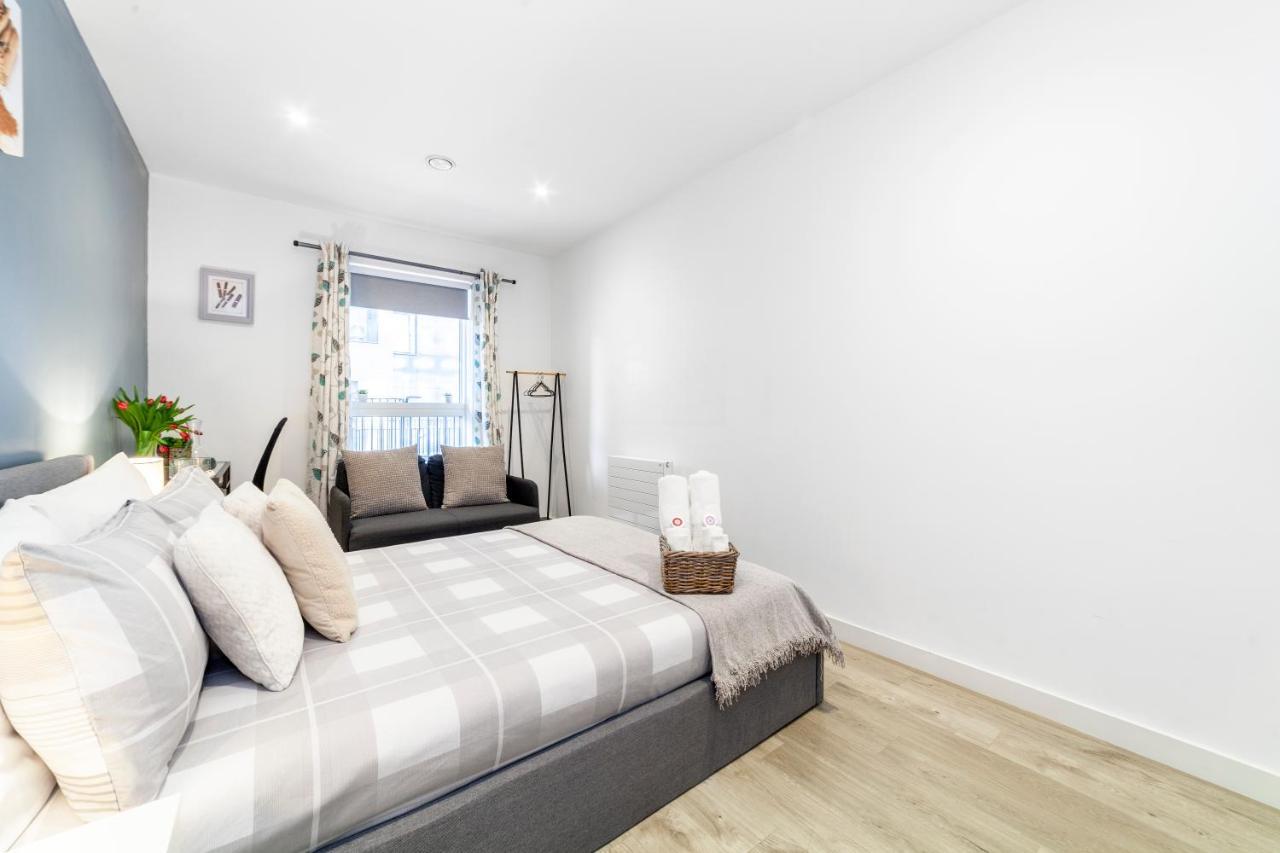 Private Double Bd With Optional Balcony, 15 Mins To Cc Hospedagem domiciliar *