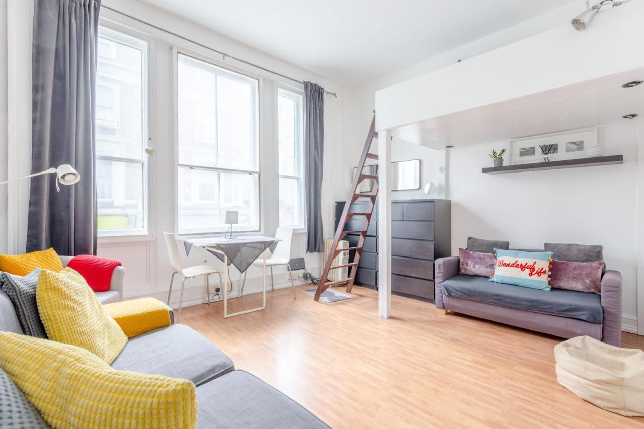 Spacious Near Kensington Gardens * London