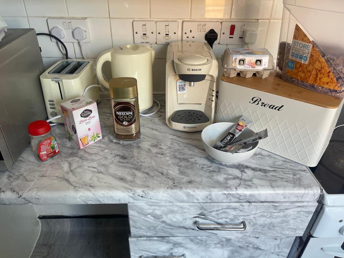 Wembley Area Serviced Apartments, 15mins To Central Londres
