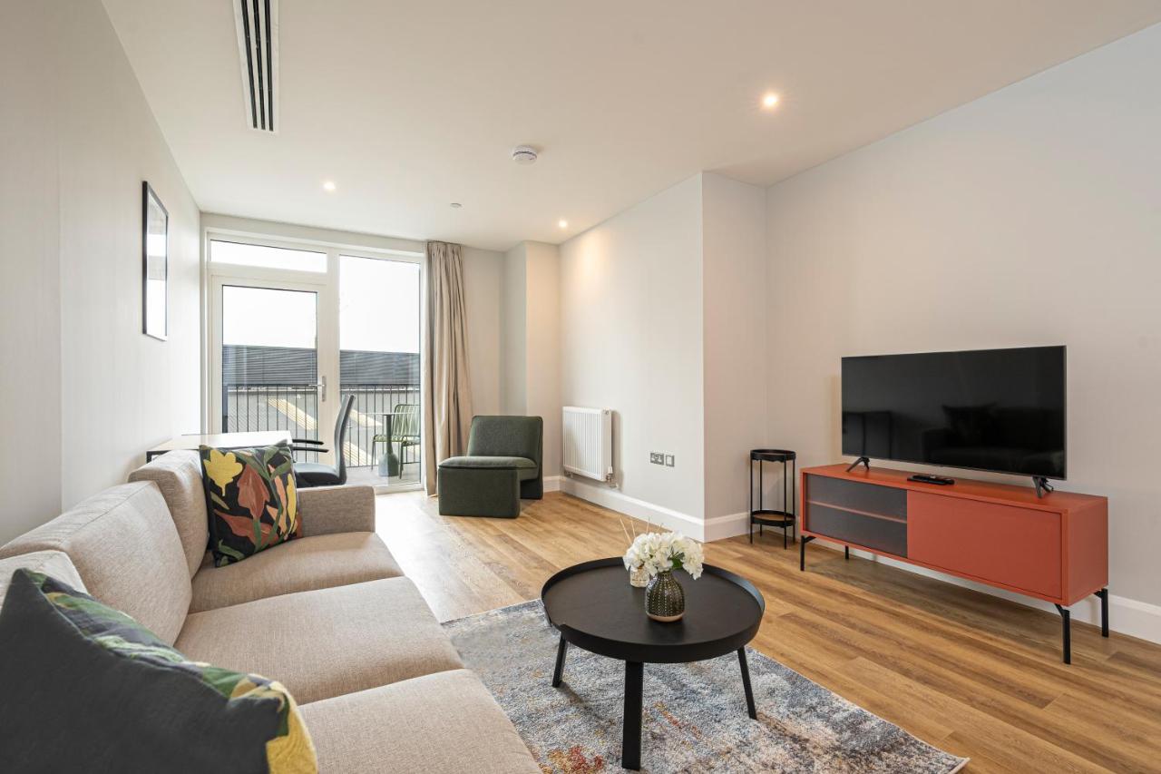 Altido New Near Battersea Power Station * London