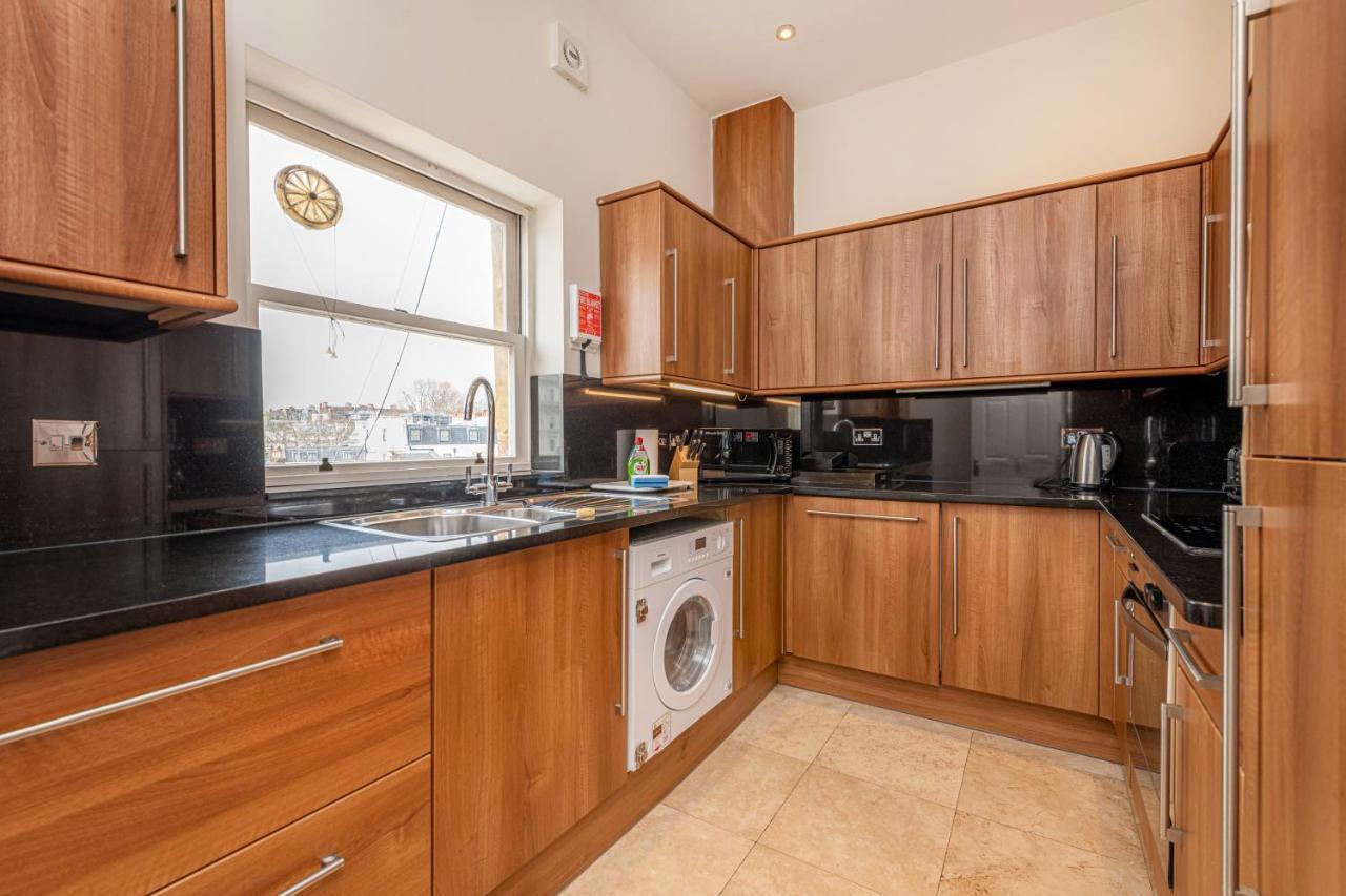 Queensgate Court 4*