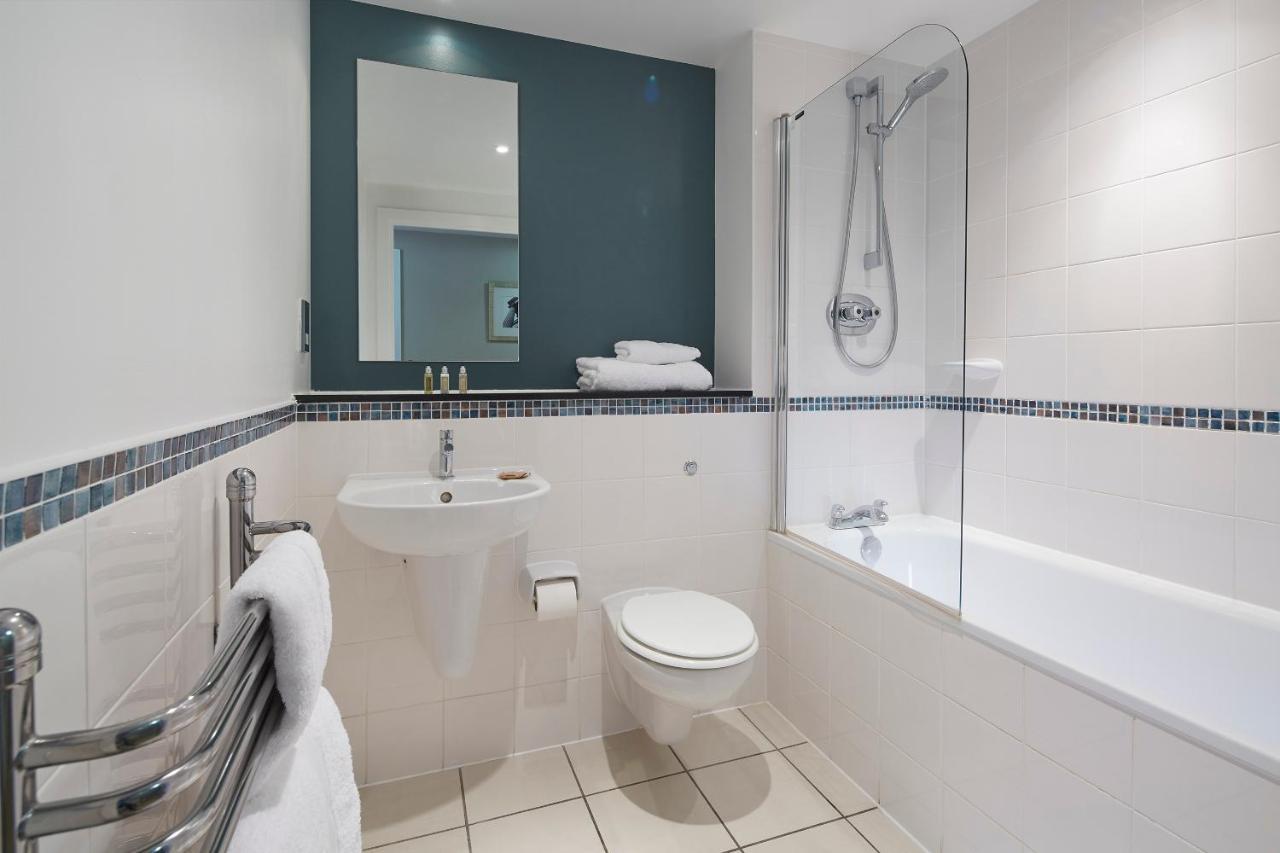 Marlin Bridge - Empire Square Aparthotel