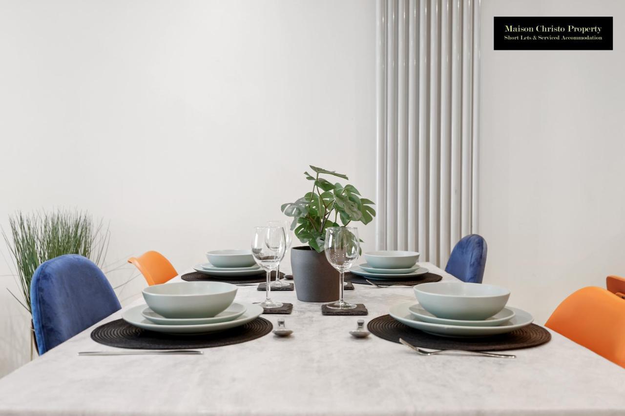Maison Christo Serviced Apartment: Extended In Canary Wharf Apartment