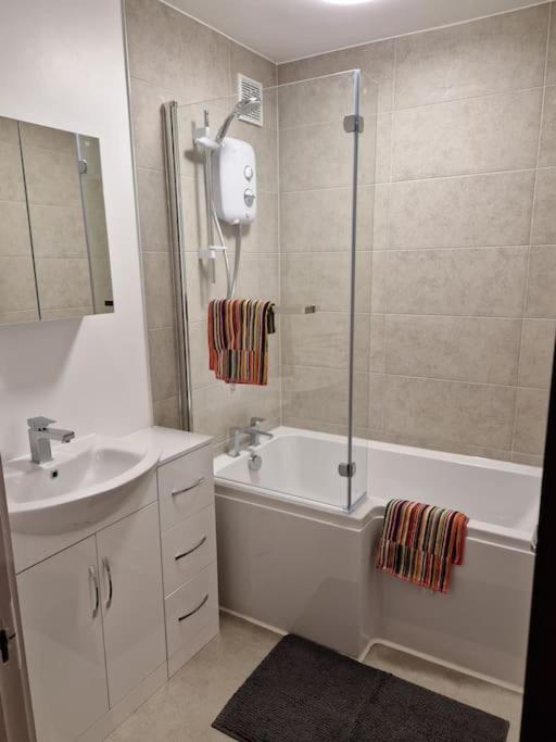 Newly Renovated Apartment! Apartamento