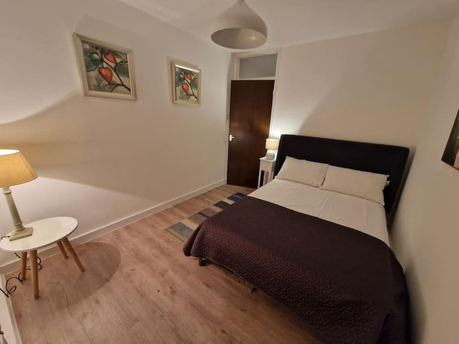 Newly Renovated Apartment! * Londres