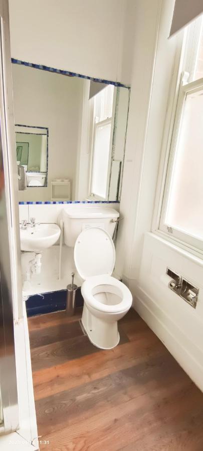 Gloucester Garden In South Kensington Apartment London