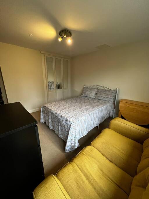 Stylish One Bedroom Flat Furnished Apartamento Londres
