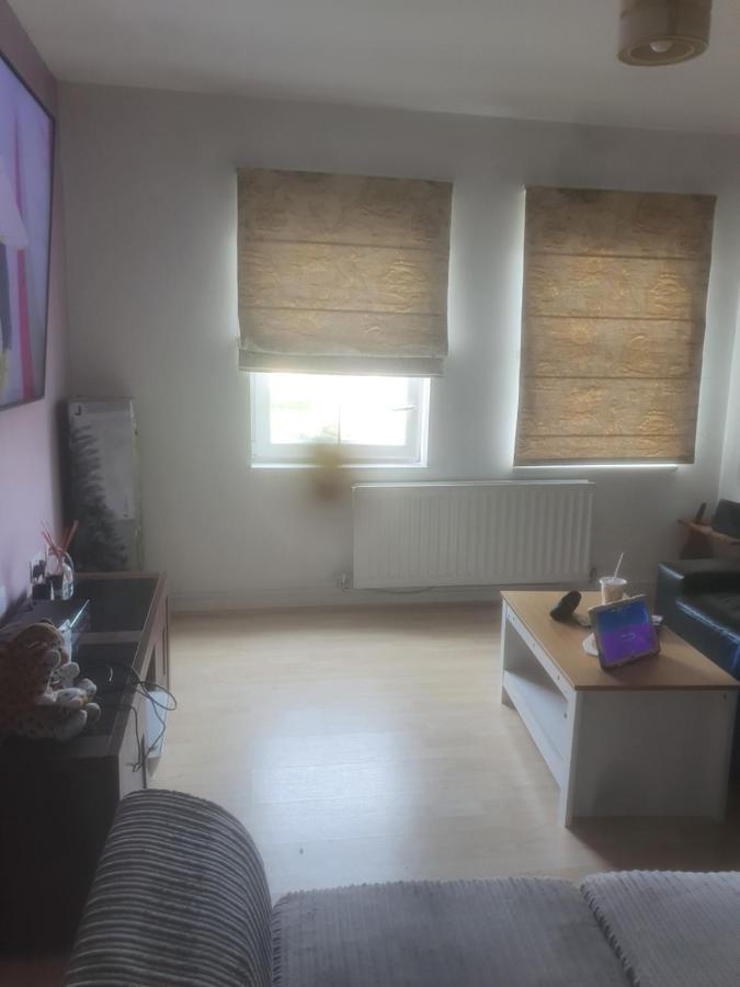 2 Bed * Londres