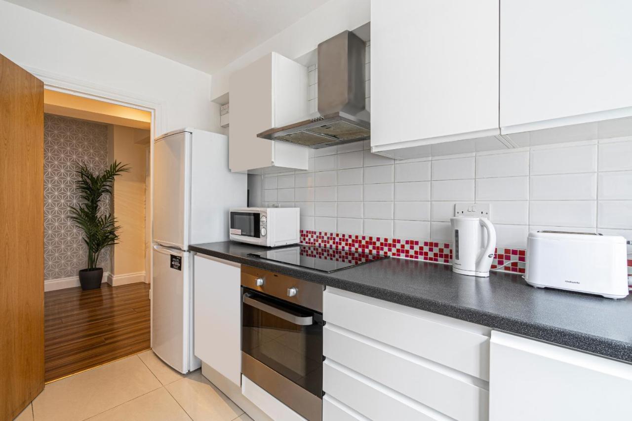 3 Bedrooms Near Hyde Park & Oxford St * Londres