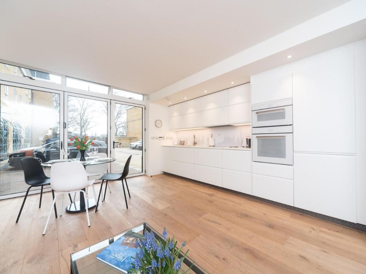 Chic & Cozy Flat In Sw London, Perfect Location! London