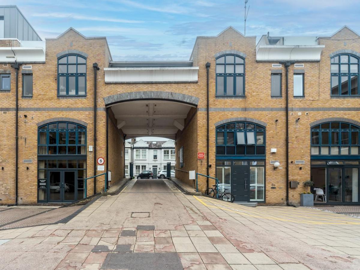 Chic & Cozy Flat In Sw London, Perfect Location! London