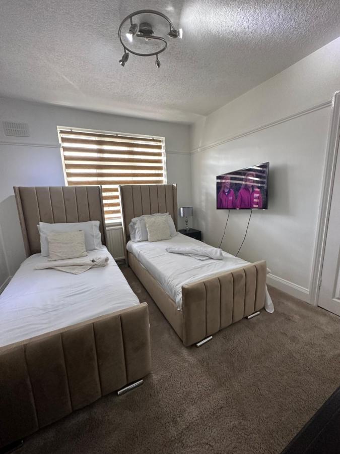 Homestay Sheri's Away London