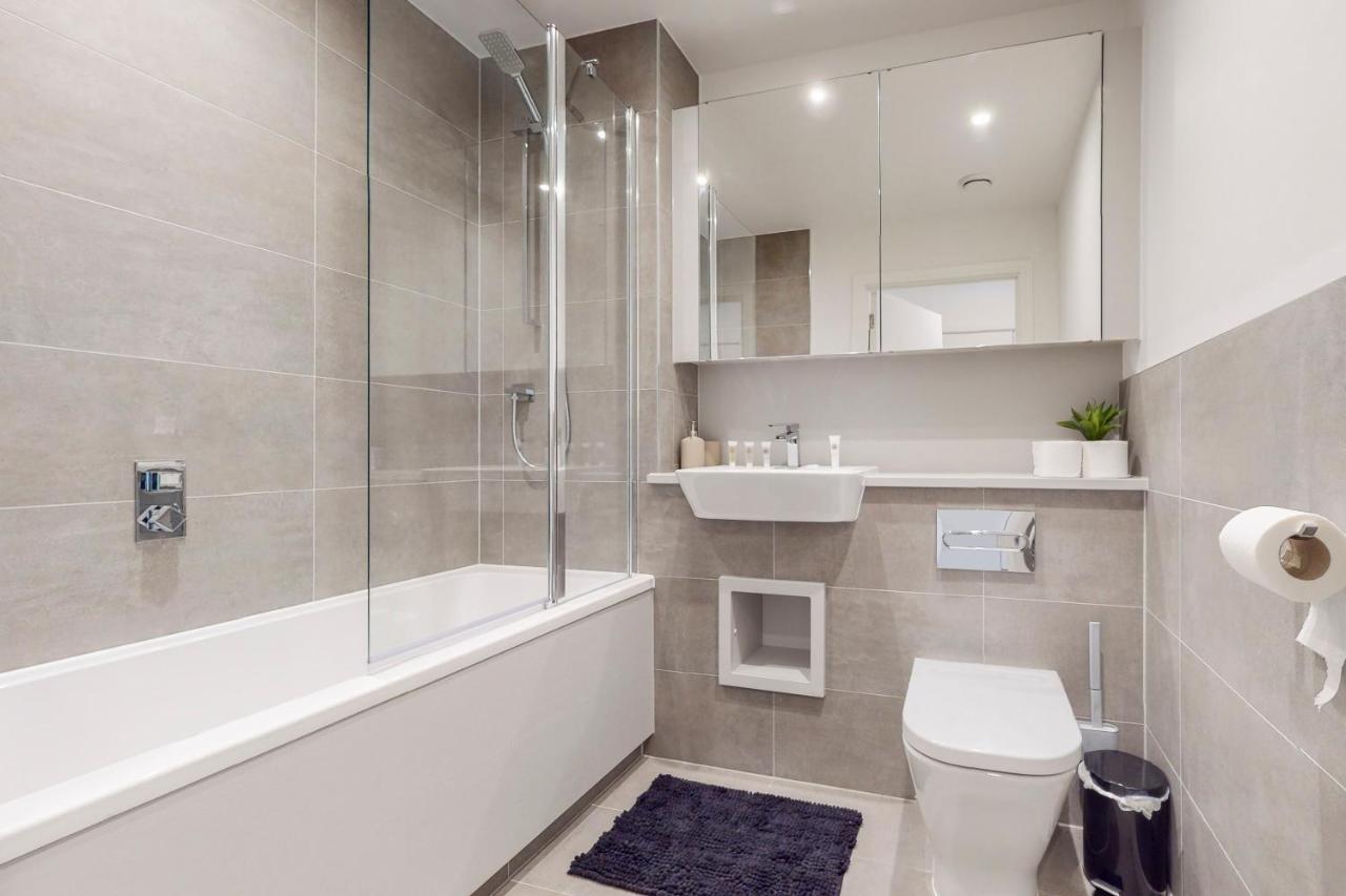Apartamento Modernistic 2 Bedroom Flat With Balcony In South Acton