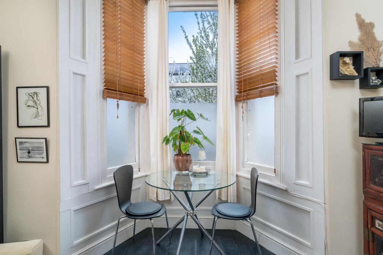 Joivy Cozy 1 Bed Flat With Garden In North Kensington Apartment London