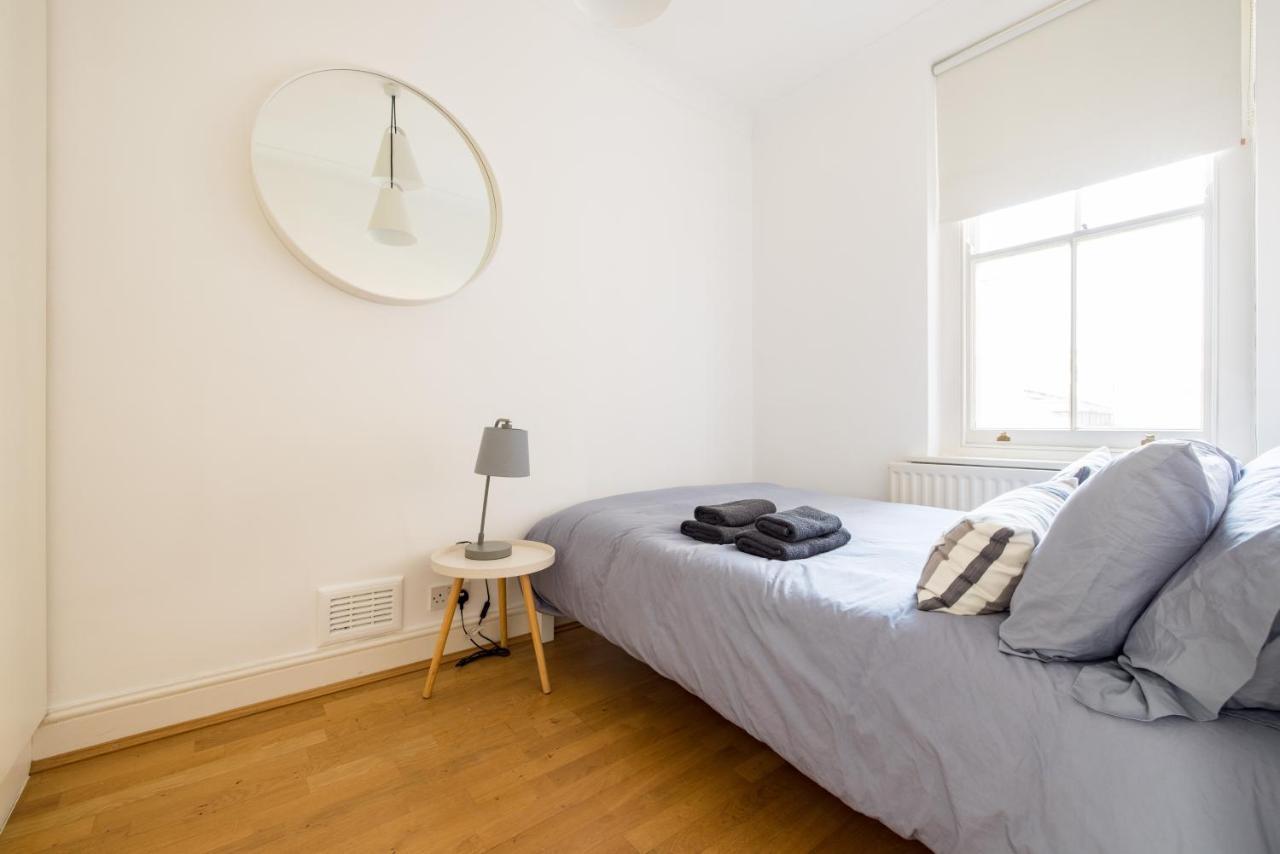 Stylish & Spacious Notting Hill Loft * London